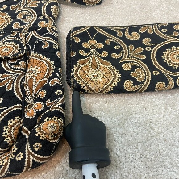 VERA BRADLEY Caffe Latte Shoulder Bag Crossbody Adjustable Straps Retired "READ" - Picture 2 of 9